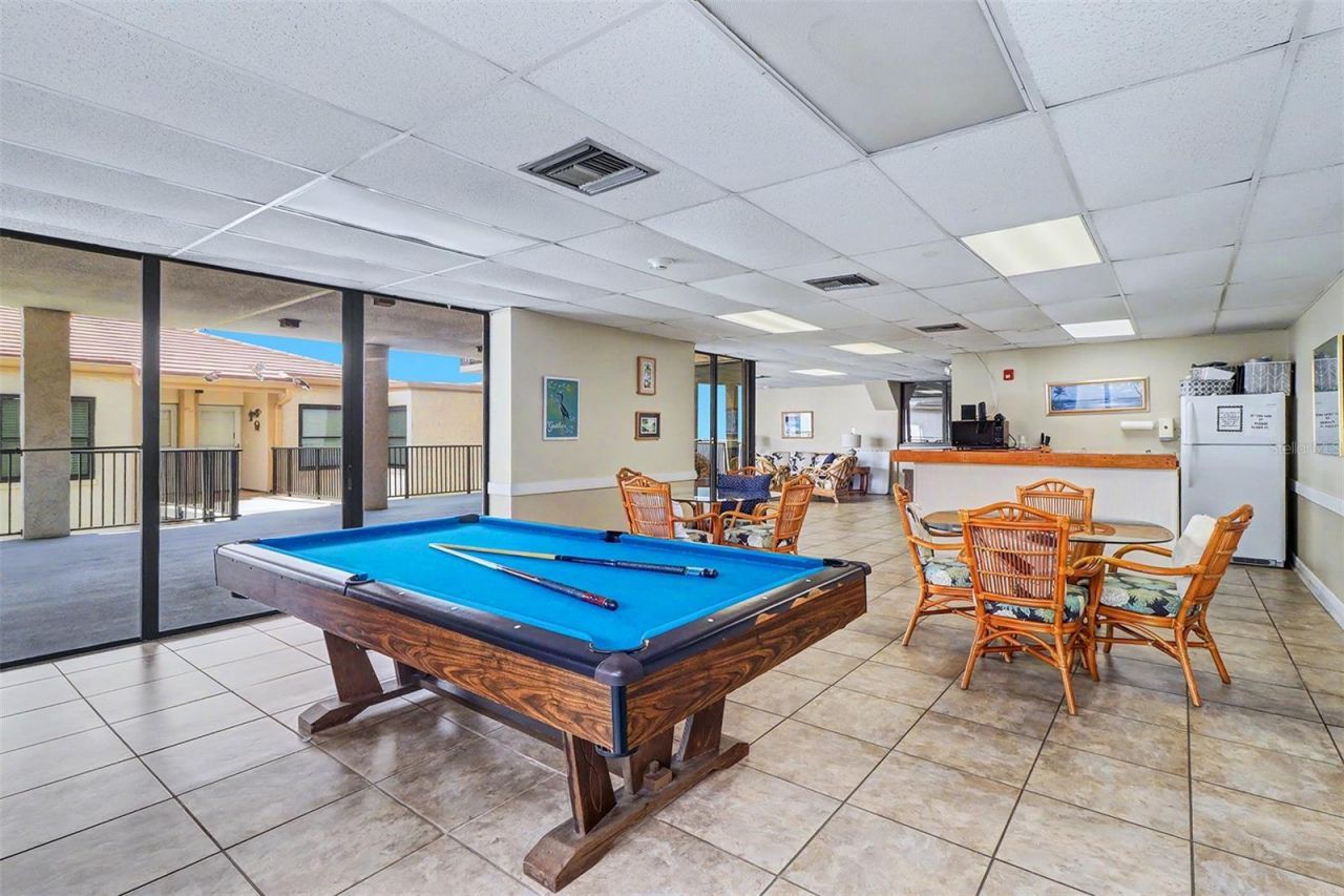6145 Sun Boulevard, Unit 306, Saint Petersburg, FL 33715 Photo