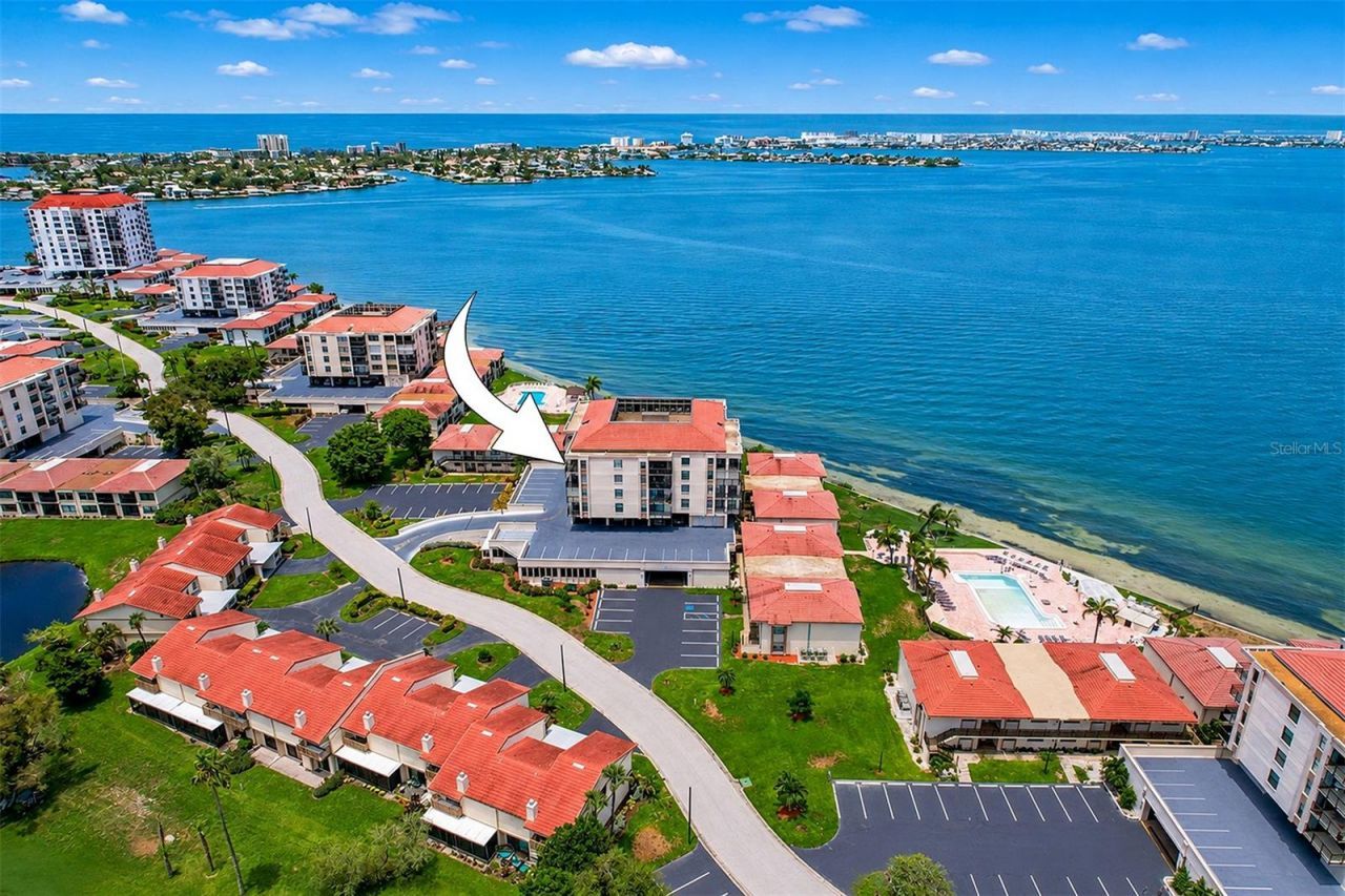 6145 Sun Boulevard, Unit 306, Saint Petersburg, FL 33715 Photo