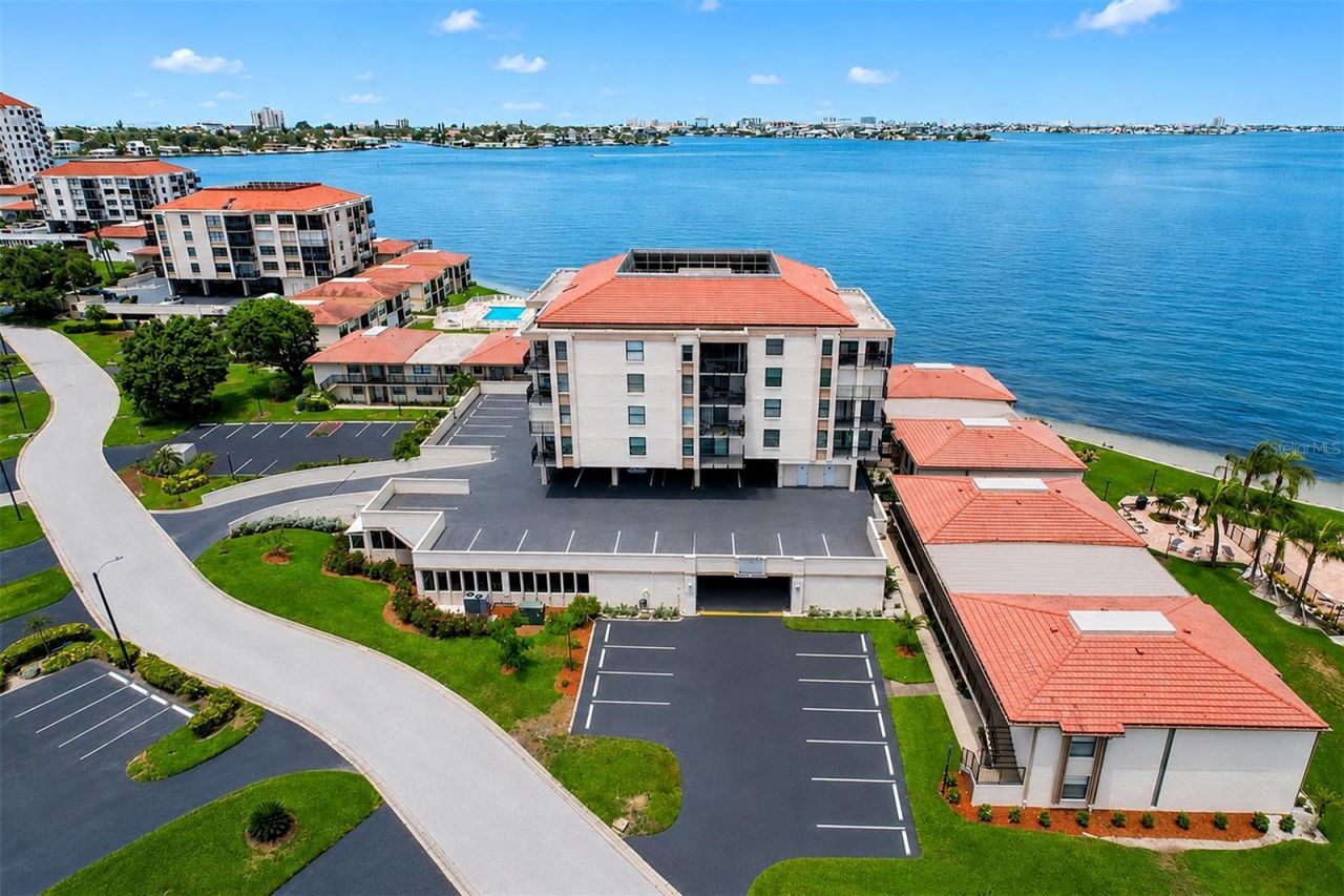 6145 Sun Boulevard, Unit 306, Saint Petersburg, FL 33715 Photo
