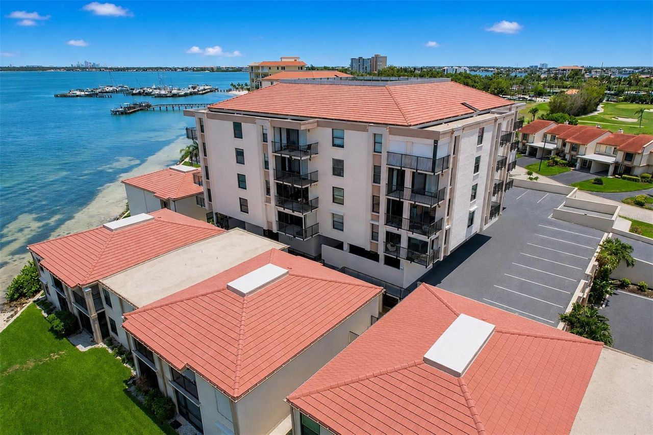 6145 Sun Boulevard, Unit 306, Saint Petersburg, FL 33715 Photo