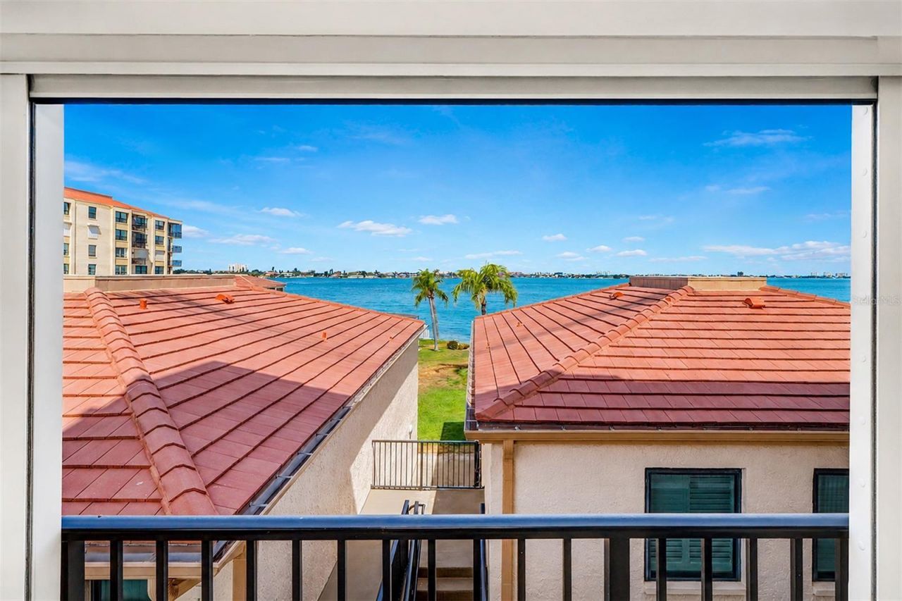 6145 Sun Boulevard, Unit 306, Saint Petersburg, FL 33715 Photo