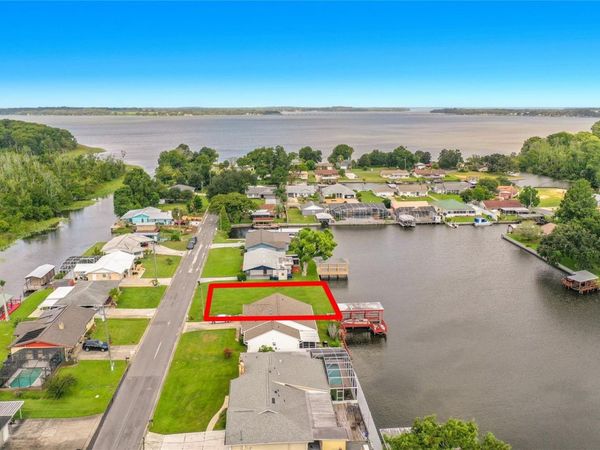 13233 COUNTRY CLUB , TAVARES, FL 32778