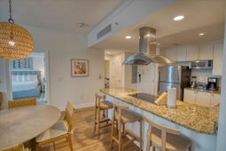 5804 Palmetto Drive photo 4