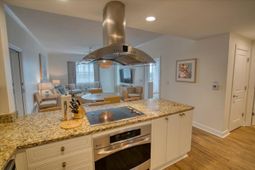 5804 Palmetto Drive photo 4