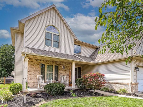 110 Hidden Meadow Drive, Holland, OH 43528