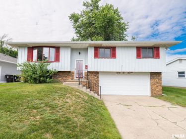 3115 W WILSHIRE Drive, Peoria, IL 61614