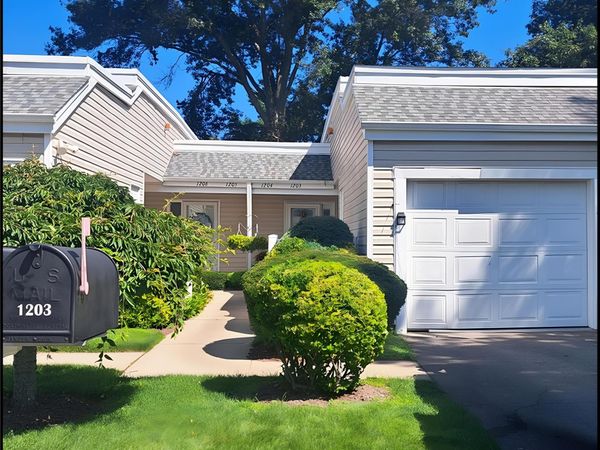 1203 Cabot Court , Saint James, NY 11780