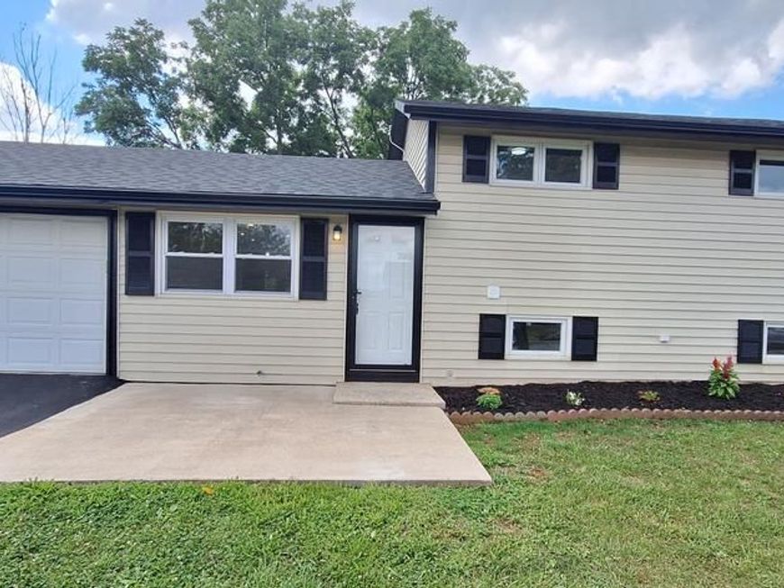 3140 Lark Drive, York, PA 17404 Main Photo