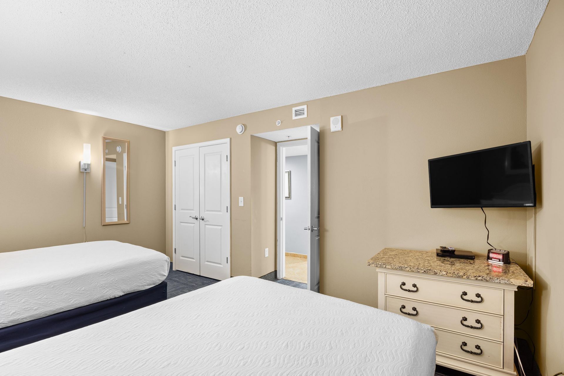 300 N Ocean Blvd.  Photo 7