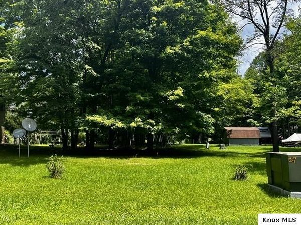 2288 Apple Valley Drive, Howard, OH 43028