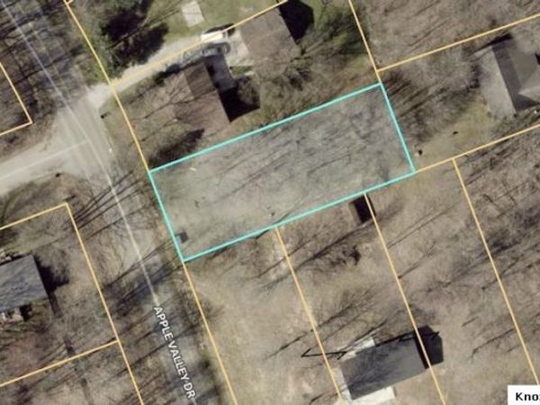 2288 Apple Valley Drive, Howard, OH 43028