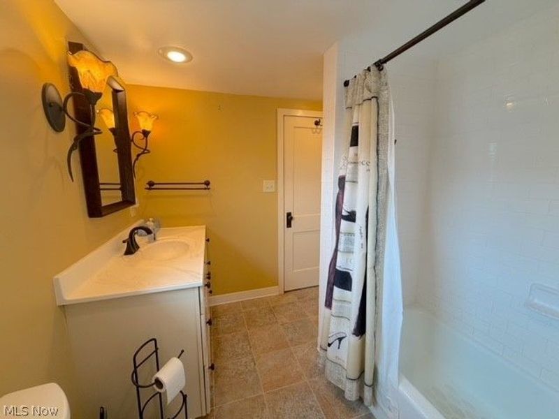602 4th Street NW, New Philadelphia, OH 44663 Photo 20