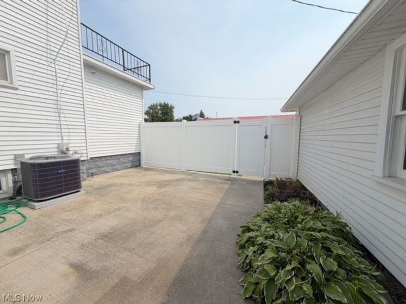 602 4th Street NW, New Philadelphia, OH 44663 Photo 29