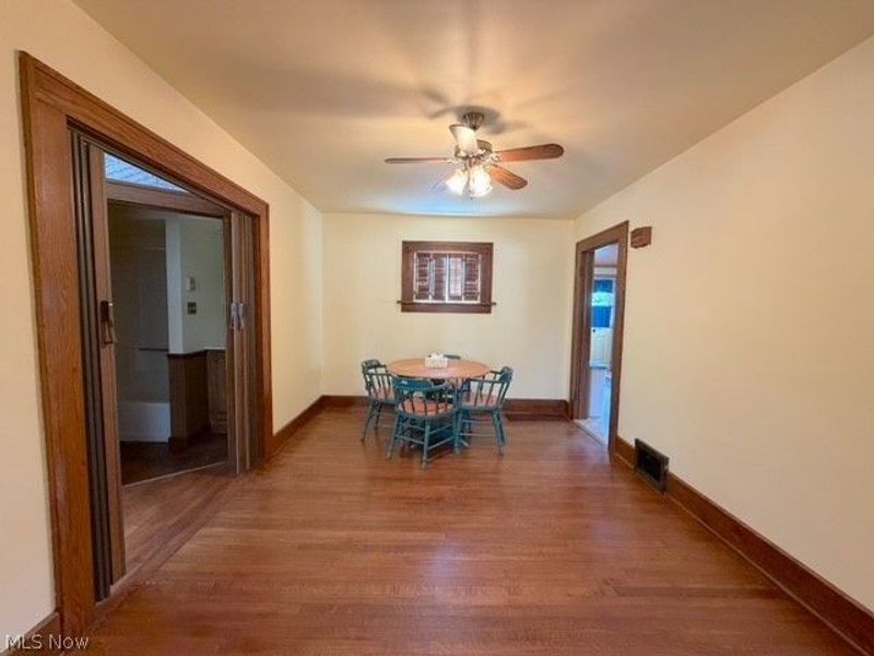 602 4th Street NW, New Philadelphia, OH 44663 Photo 5