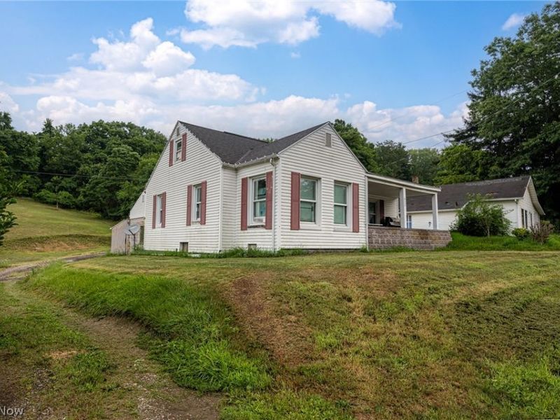 1822 Chestnut Street , Coshocton, OH 43812 Photo 3