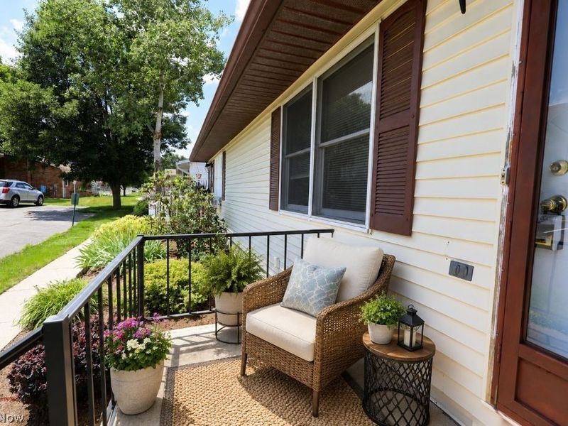 1269 Somerset Drive , Unit B, Salem, OH 44460 Photo 3