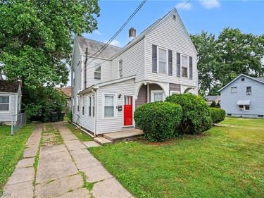 516-518 Stow Avenue, Cuyahoga Falls, OH 44221