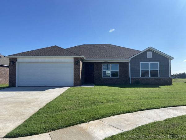 16239 S 88th East Avenue , Bixby, OK 74008