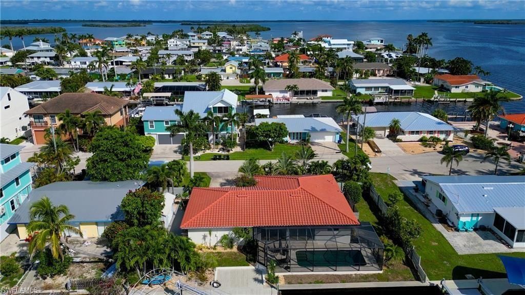 2701 Bruce St , Matlacha, FL 33993 Photo
