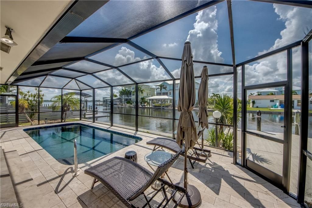 2701 Bruce St , Matlacha, FL 33993 Photo
