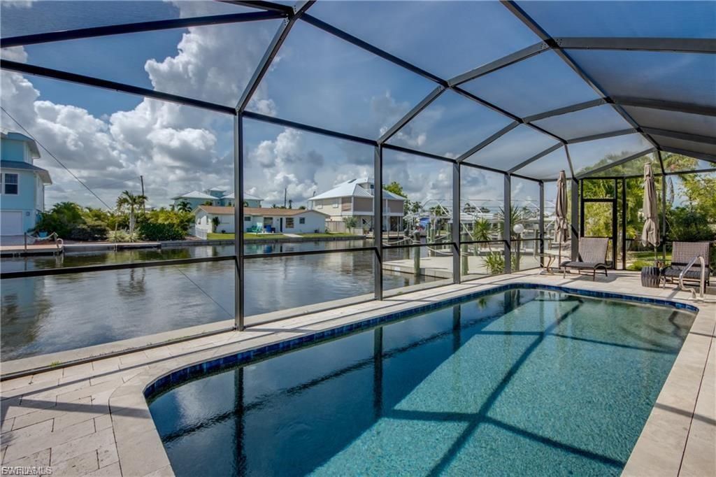 2701 Bruce St , Matlacha, FL 33993 Photo