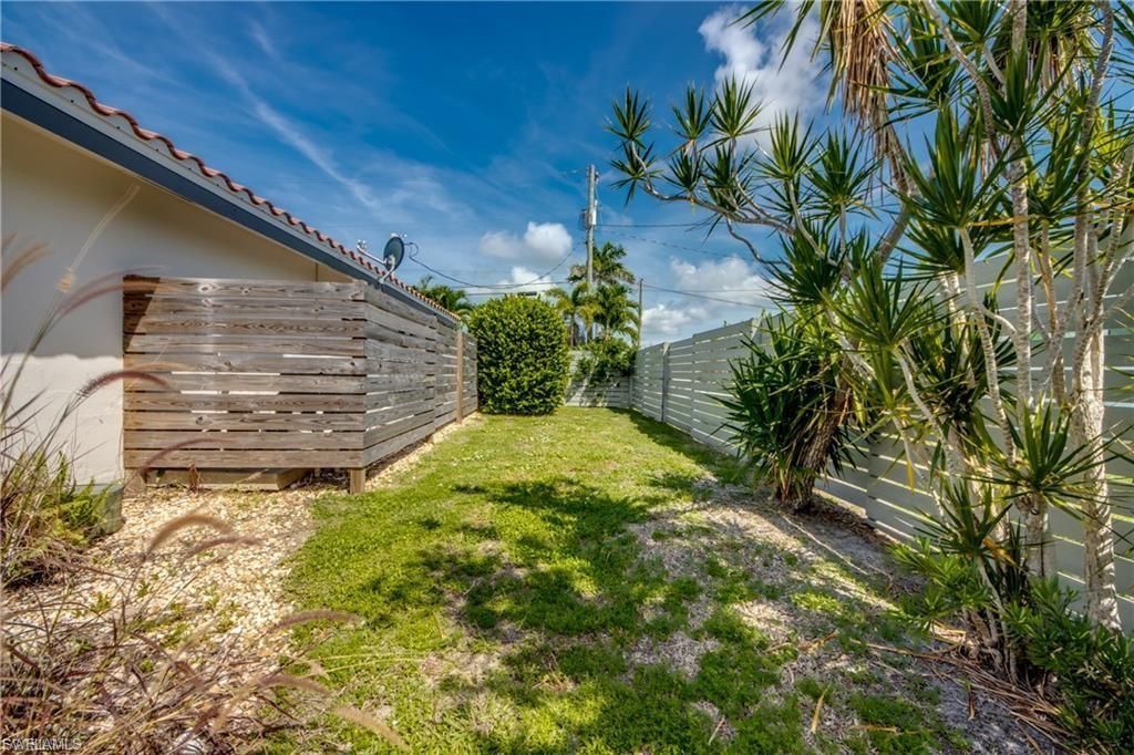 2701 Bruce St , Matlacha, FL 33993 Photo