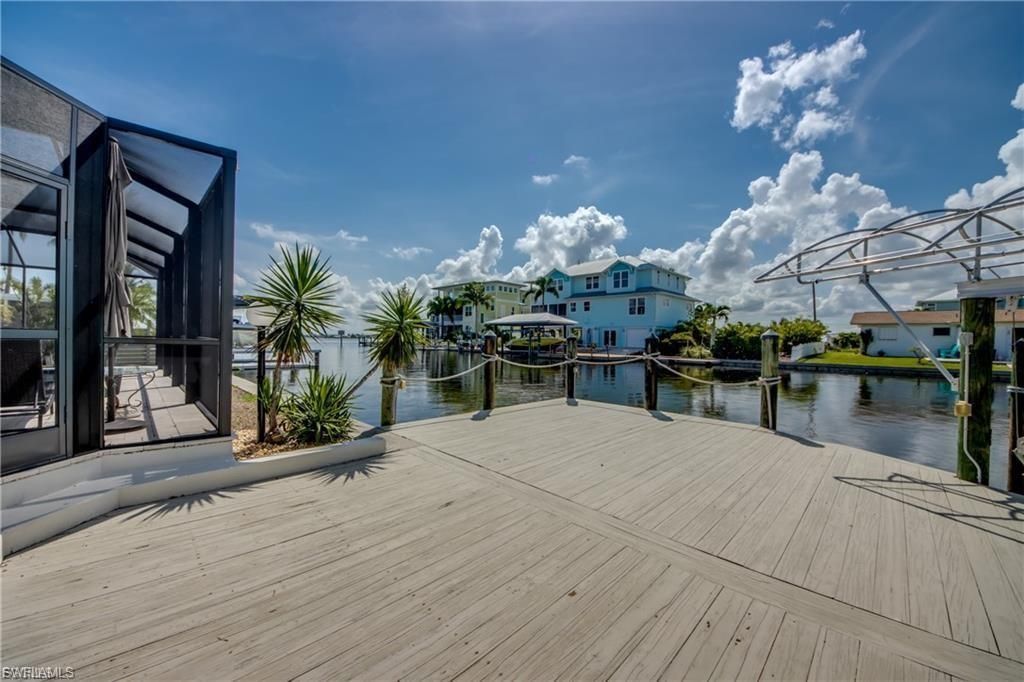 2701 Bruce St , Matlacha, FL 33993 Photo
