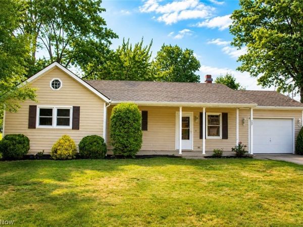 737 Grantwood Avenue , Sheffield Lake, OH 44054