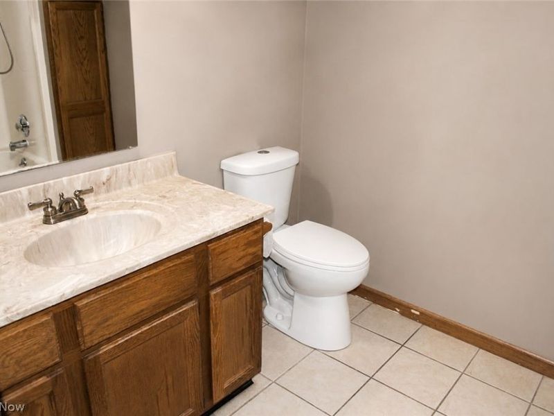 737 Grantwood Avenue, Sheffield Lake, OH 44054 Photo 20