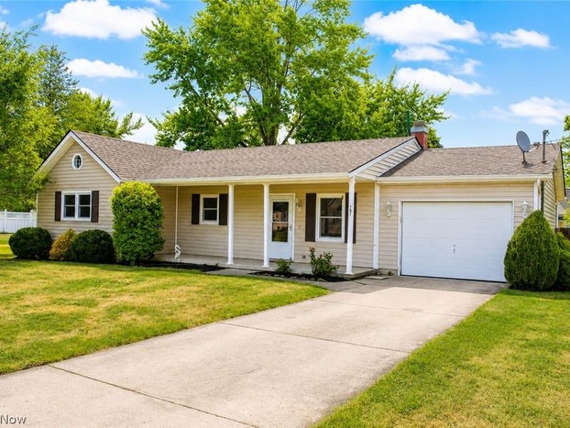 737 Grantwood Avenue, Sheffield Lake, OH 44054 Photo 4