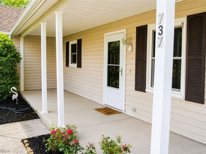 737 Grantwood Avenue, Sheffield Lake, OH 44054 Photo 6