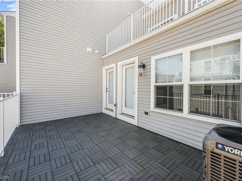 12203 Ashbury Avenue, Cleveland, OH 44106 Photo 17
