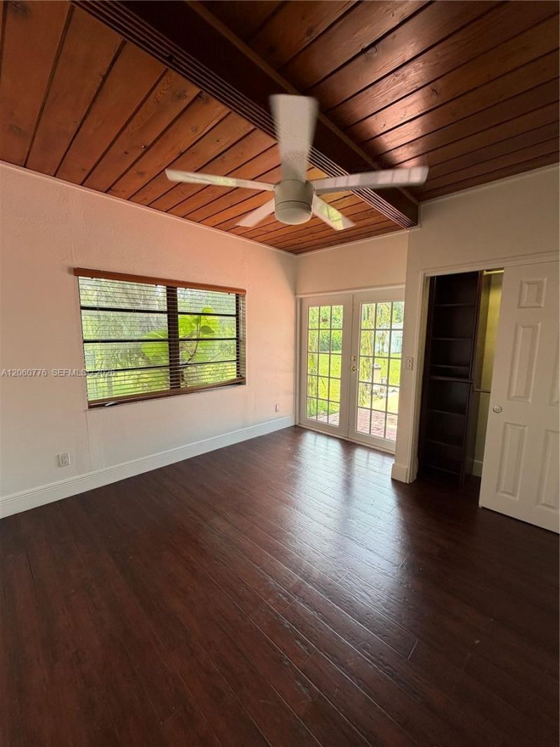 6305 Marlin Dr , Coral Gables, FL 33158 Photo