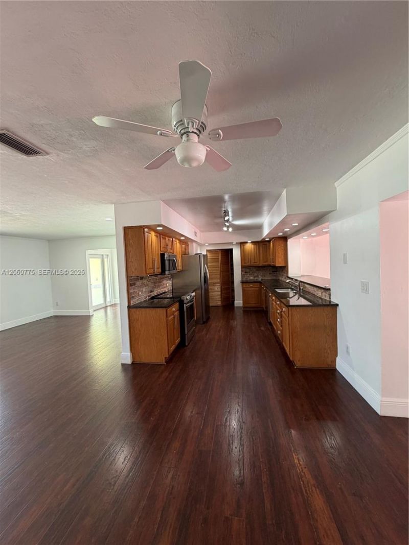 6305 Marlin Dr , Coral Gables, FL 33158 Photo