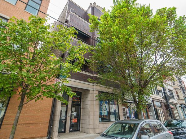 1109 W Belmont Avenue , Unit 4, Chicago, IL 60657