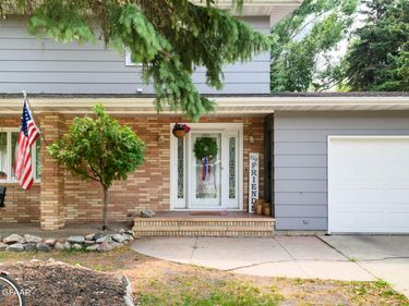3607 9TH Avenue N, Grand Forks, ND 58203