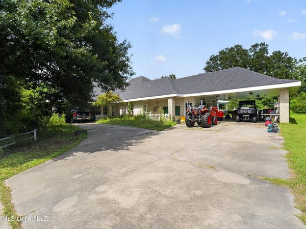 168 Davis Road, Picayune, MS 39466