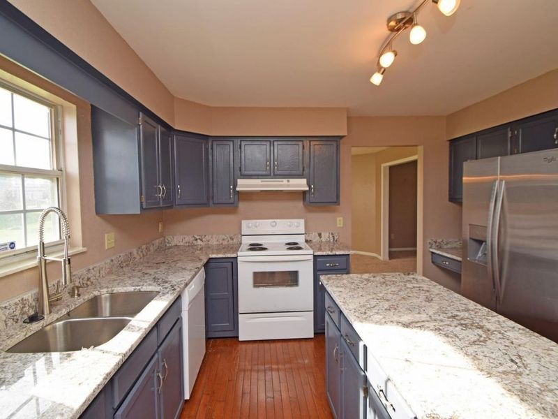 7928 Merryman Way, West Chester, OH 45069 Photo 3