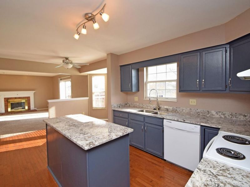 7928 Merryman Way, West Chester, OH 45069 Photo 4