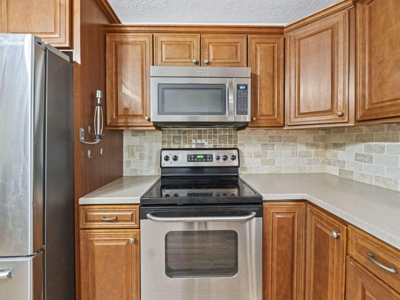 3937 Three Rivers Drive, Groveport, OH 43125 Photo 13