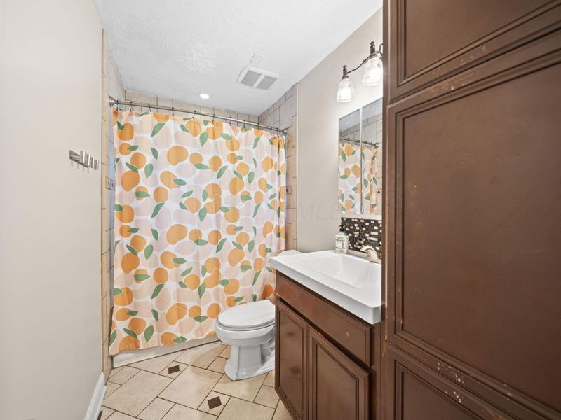 3937 Three Rivers Drive, Groveport, OH 43125 Photo 36