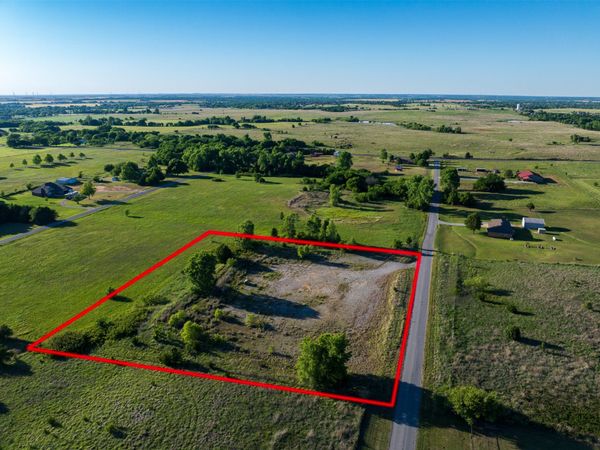 6 W County Road , Tuttle, OK 73089