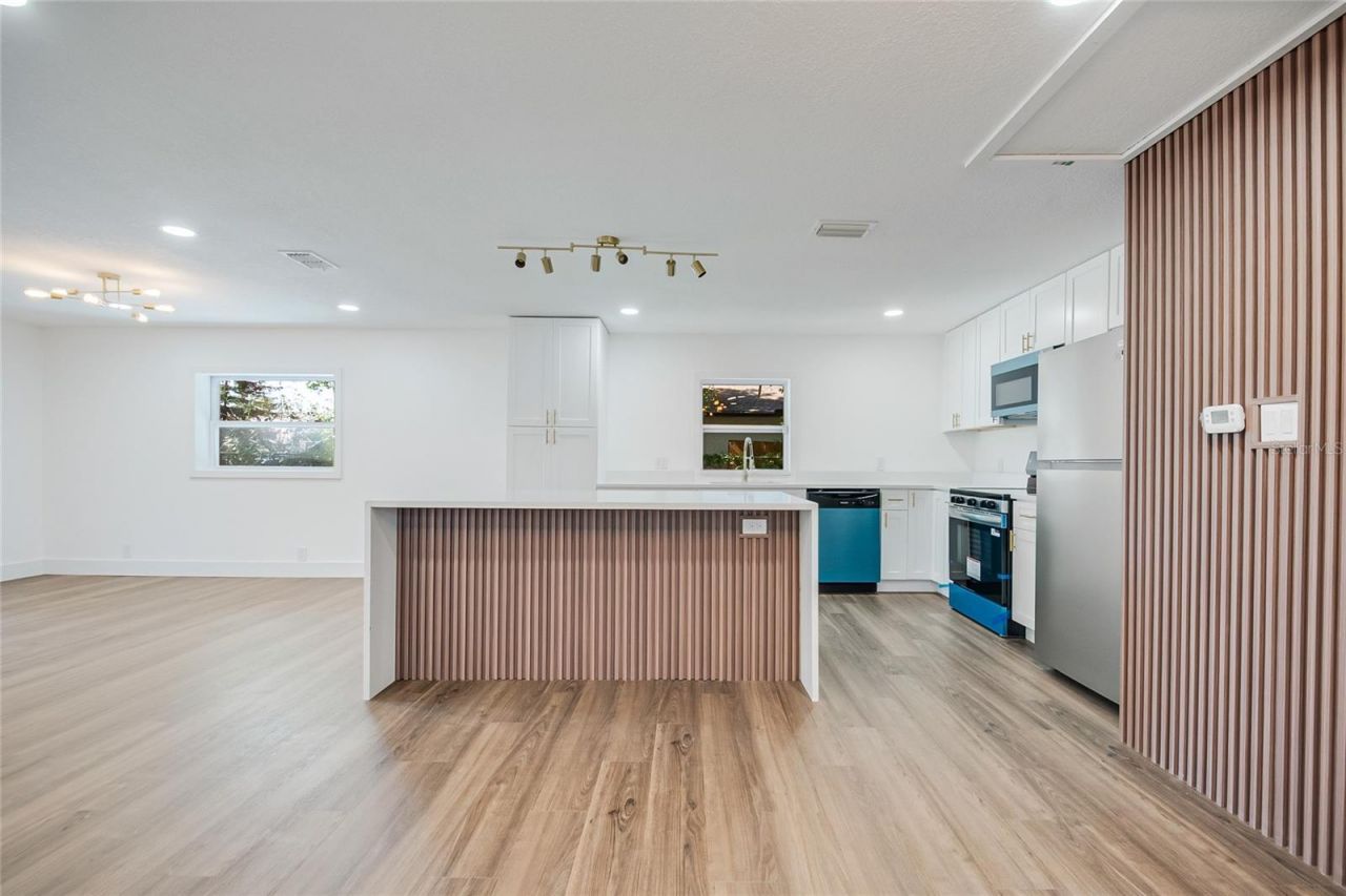 842 Dennis Avenue, Orlando, FL 32807 Photo