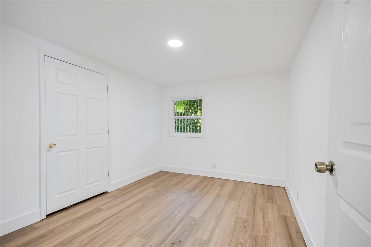 842 Dennis Avenue, Orlando, FL 32807 Photo