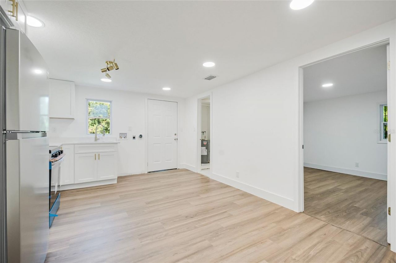 842 Dennis Avenue, Orlando, FL 32807 Photo