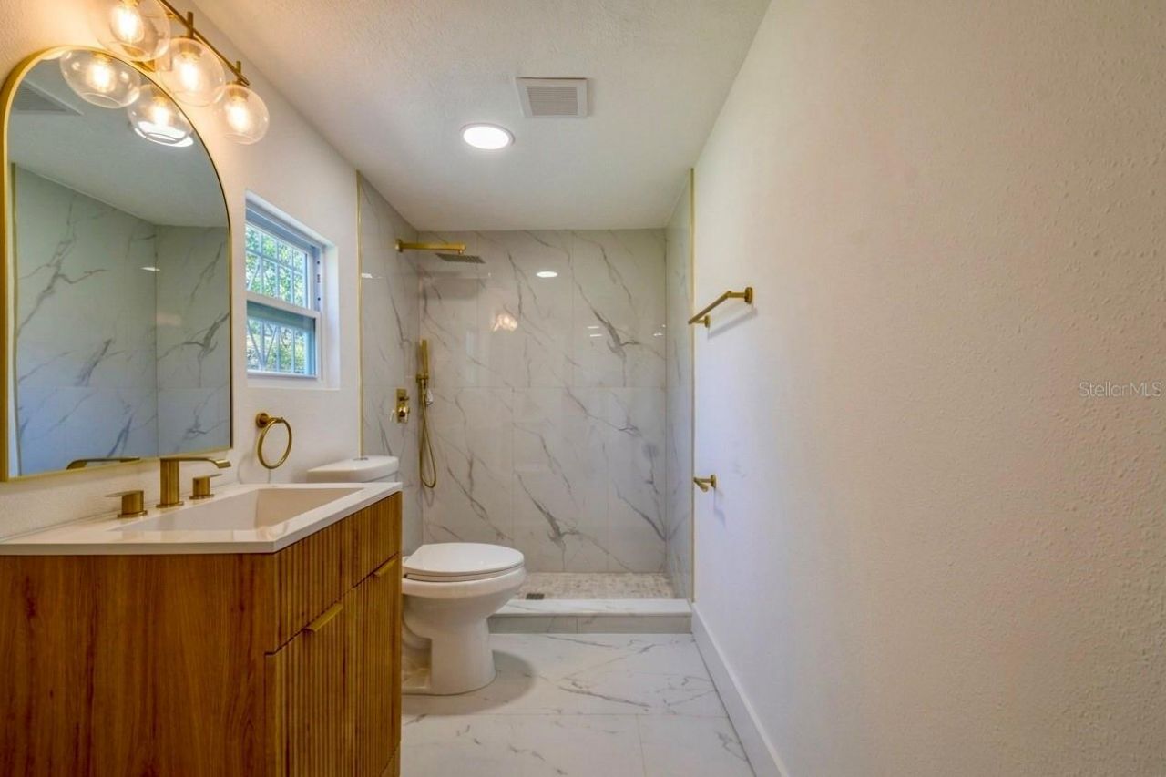 842 Dennis Avenue, Orlando, FL 32807 Photo