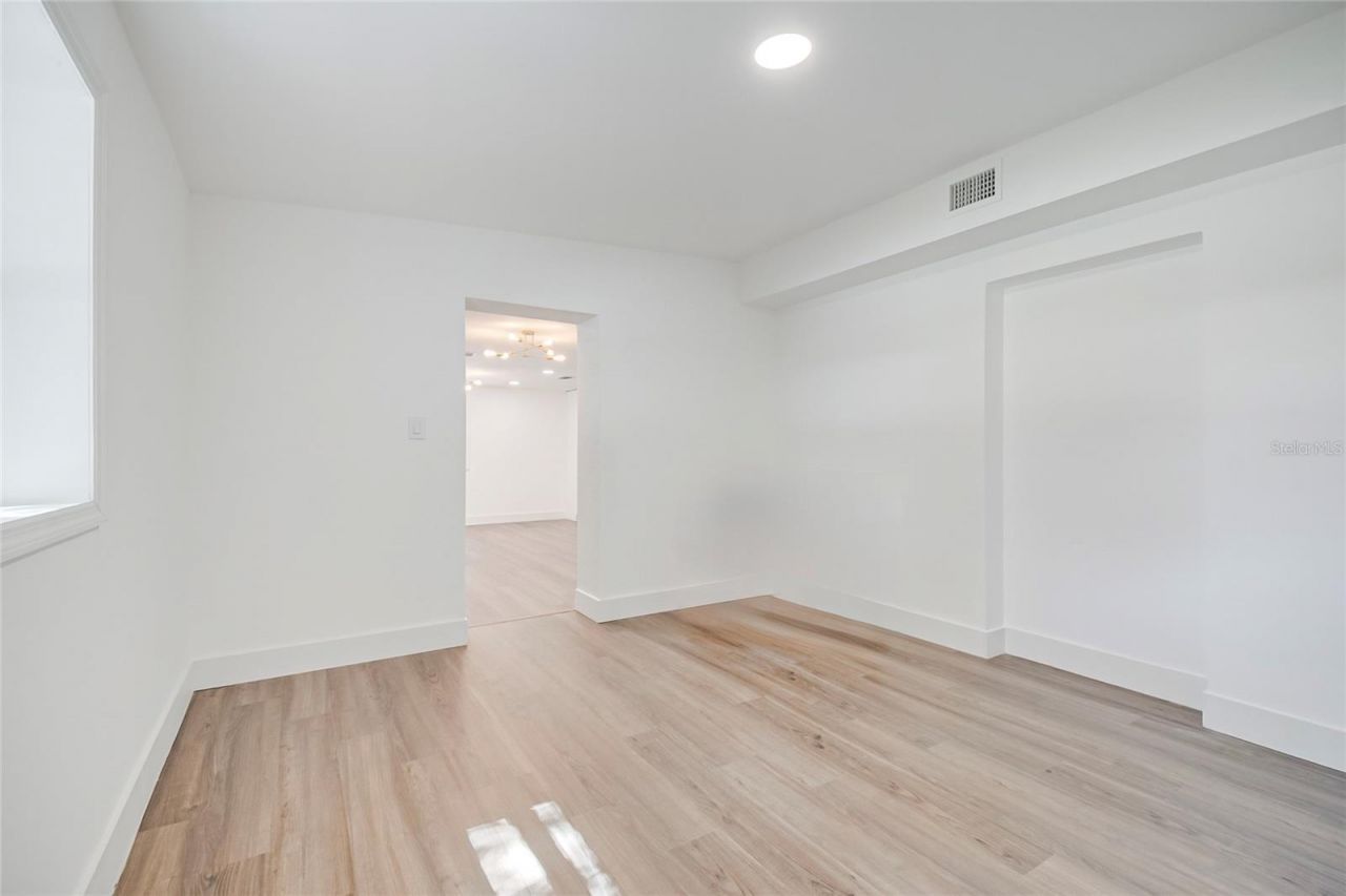 842 Dennis Avenue, Orlando, FL 32807 Photo