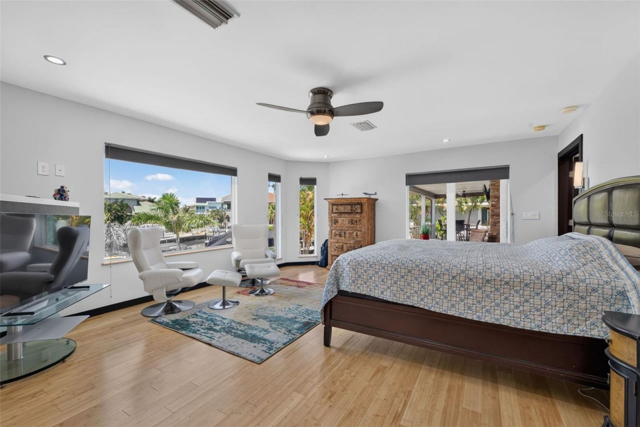 113 7th Street E, Saint Petersburg, FL 33715 Photo