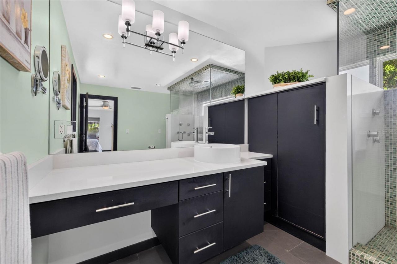 113 7th Street E, Saint Petersburg, FL 33715 Photo