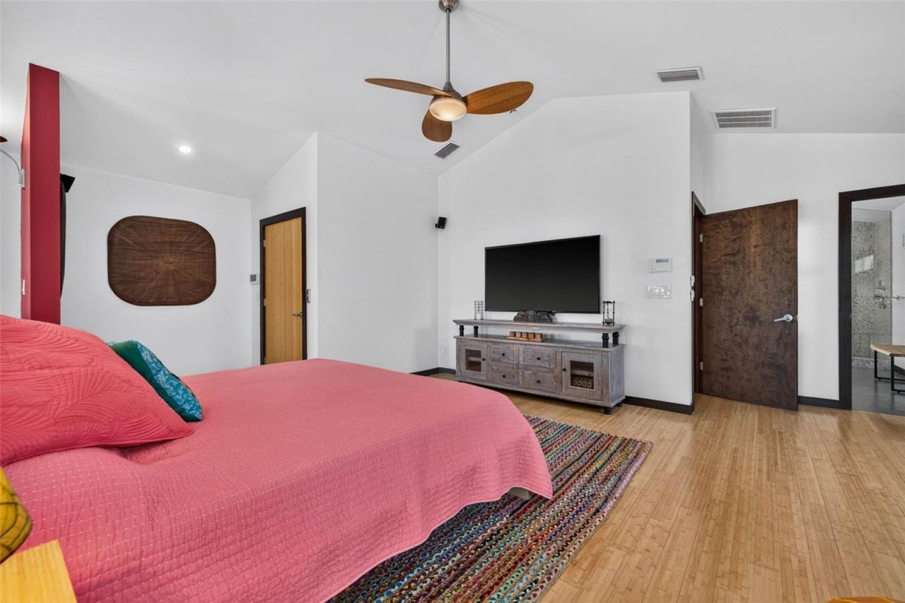 113 7th Street E, Saint Petersburg, FL 33715 Photo